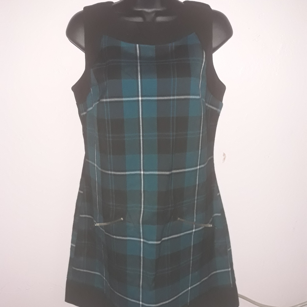 Plaid dress with pockets